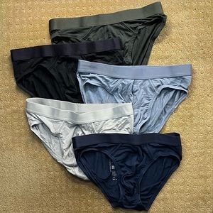 Express Men’s Supersoft Briefs (28”-30)